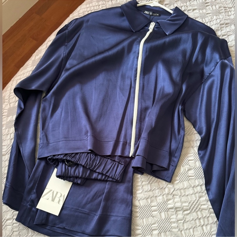 ZARA SATIN EFFECT (SET) STRAIGHT LEG PANTS & JACKET